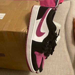 Pink/purple low top Jordan’s